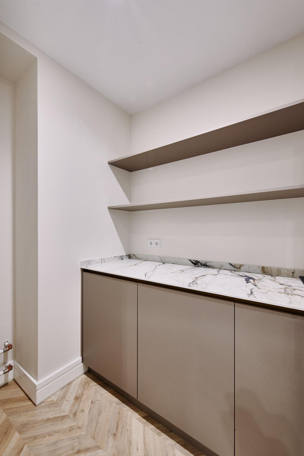 LUXE SMART HOME TE KOOP IN DE SALAMANCA NABORHOOD