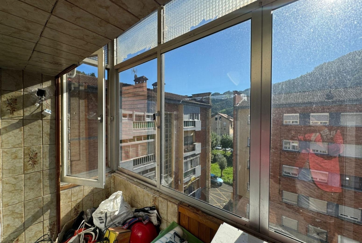 Helder Penthouse in Corigos met panoramisch uitzicht op de bergen