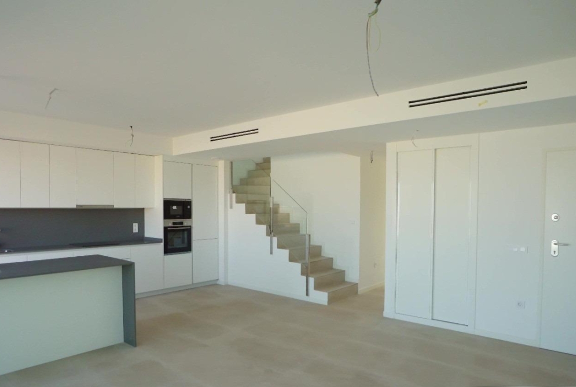 Luxury Duplex Penthouse in Finestrat with Stunning Sea Views🌴