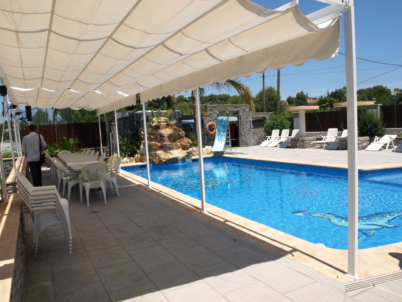 1-21-5 FINCA WITH LUXURY VILLA AND TWO TOWNHOUSES