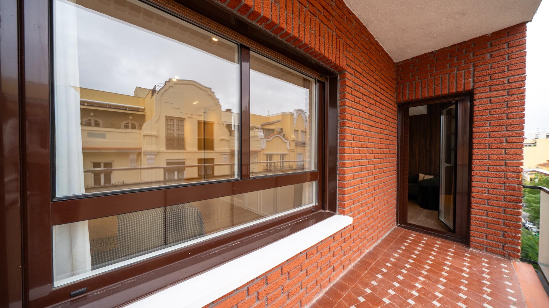 1-21-62 VERVOLGDE APPARTEMENT MET TERRAS EN PARKEREN