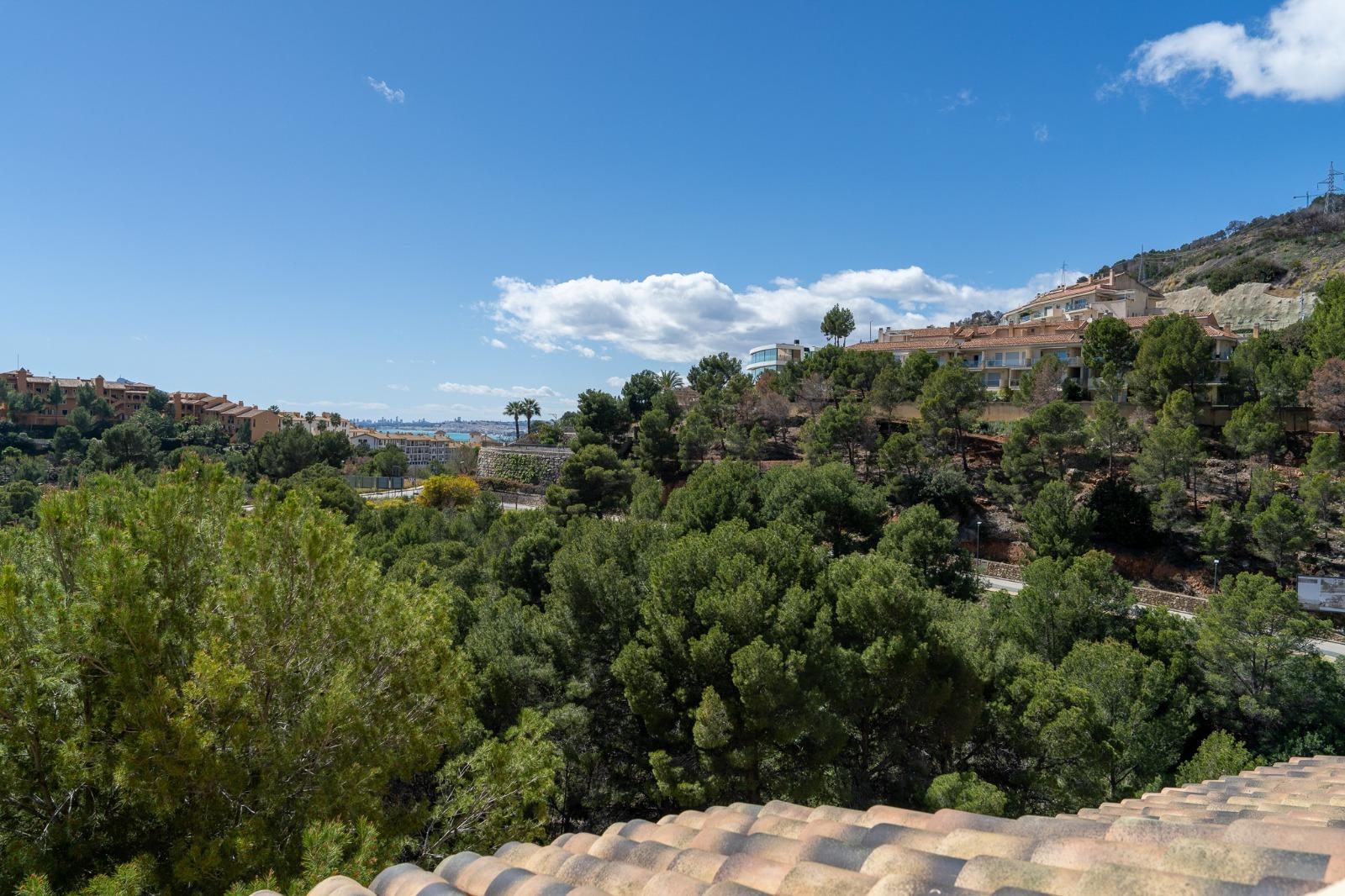 Charming Townhouse with Sea Views in Altea Mascarat