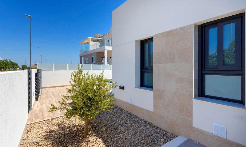 Villa in Daya Nueva