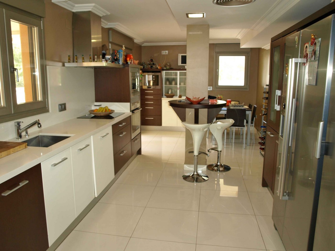1-23-4 FINCA WITH LUXURY VILLA AND TWO TOWNHOUSES