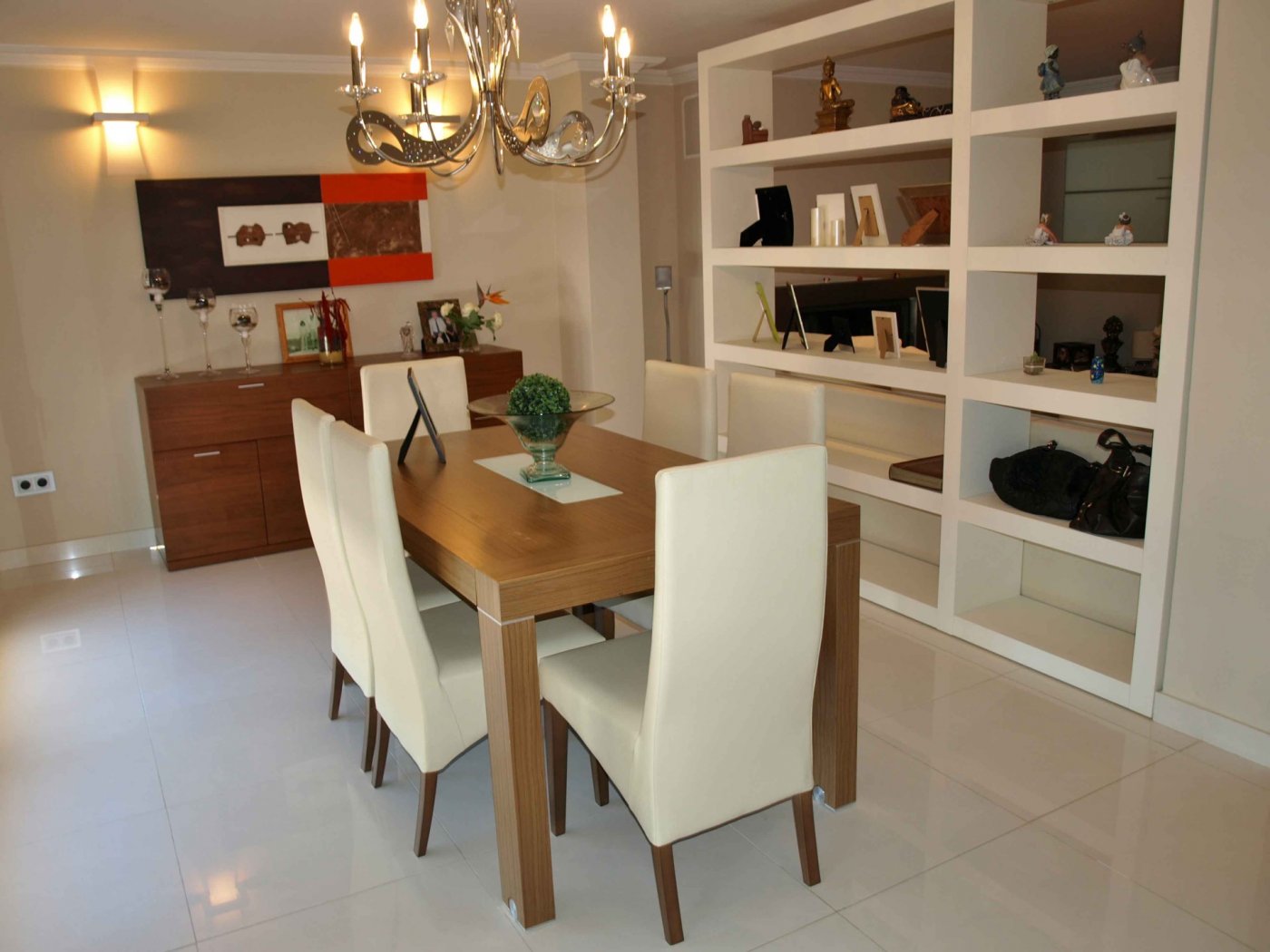 1-24-3 FINCA WITH LUXURY VILLA AND TWO TOWNHOUSES