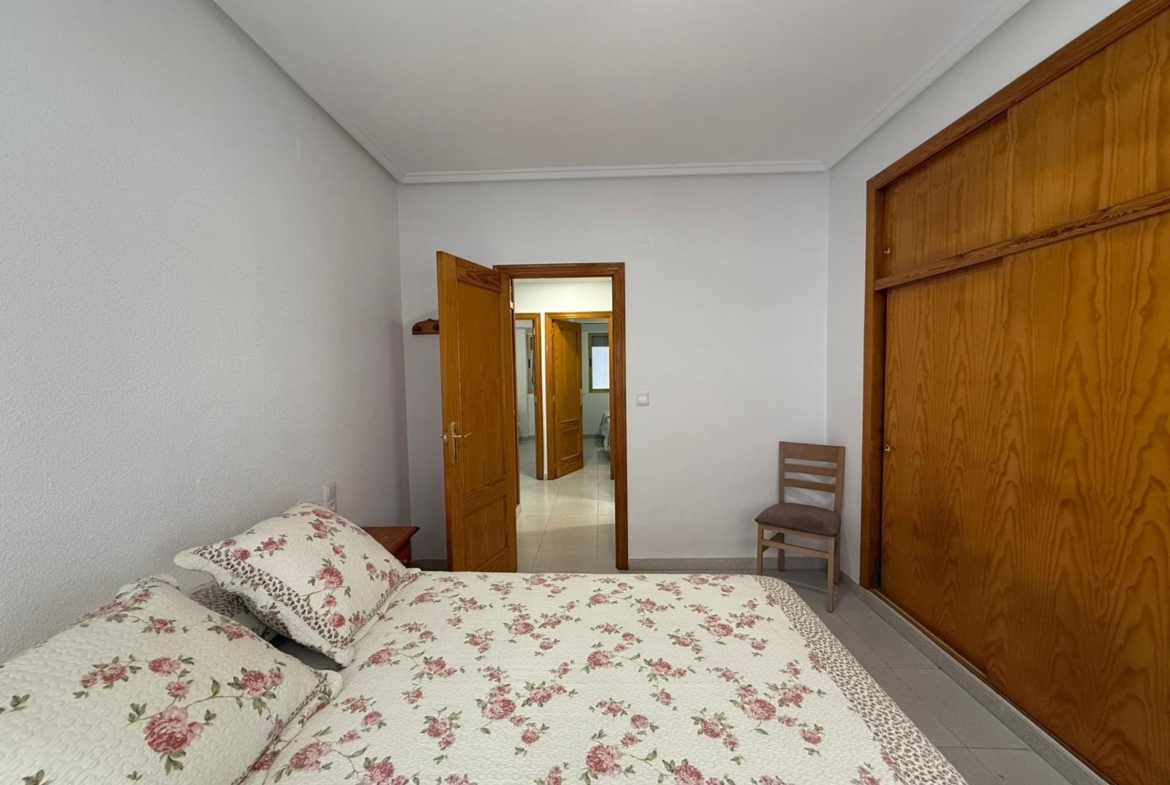 Apartamento de 3 dormitorios 2 baños en La Mata cerca de la playa