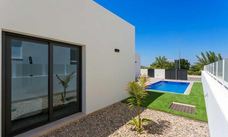 Villa in Daya Nueva
