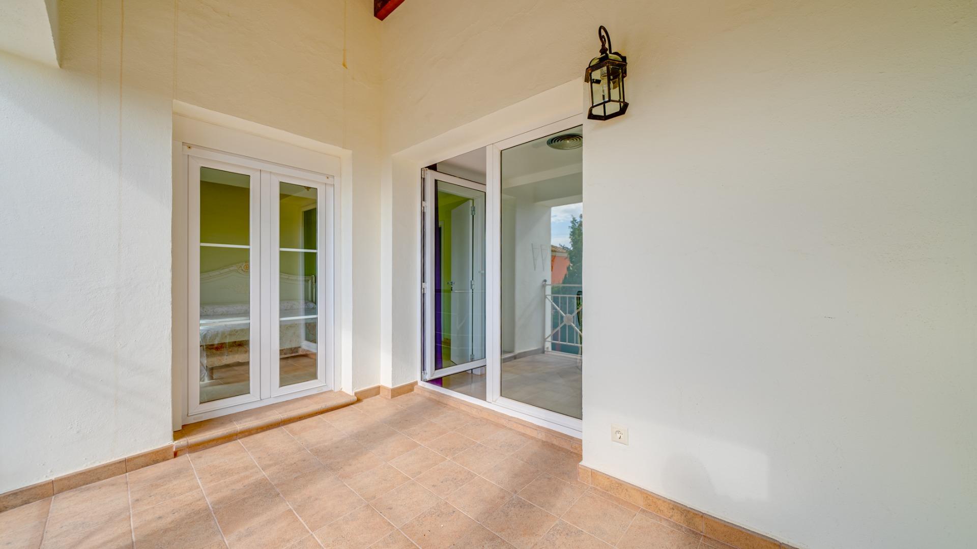 1-27-7 Preciosa Villa en Golf Bahia de Finestrat
