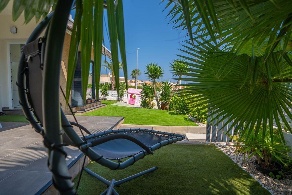 Villa Reformada en La Zenia, Orihuela Costa – Portonidad Única