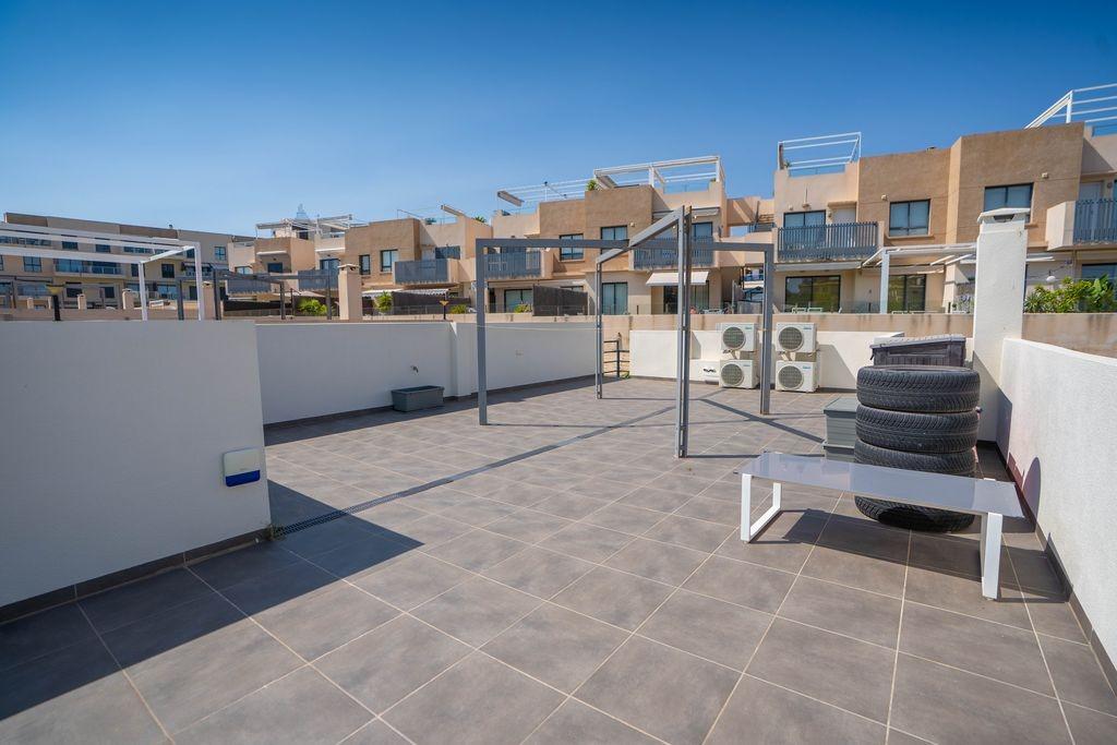 Villa Reformada en La Zenia, Orihuela Costa – Portonidad Única
