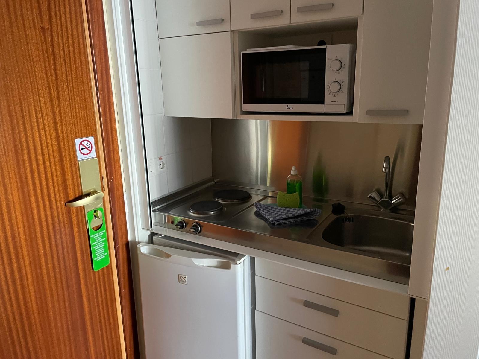 Lichte studio met terras en gemeenschappelijk zwembad in Calpe