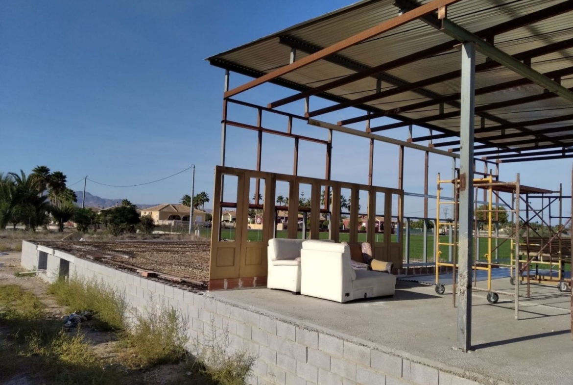 Building plot with project of villa with pool in Catral