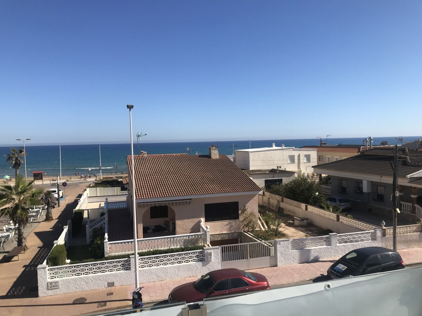 1-3-3 60 m FROM THE BEACH AND WITH SEA VIEWS !!!