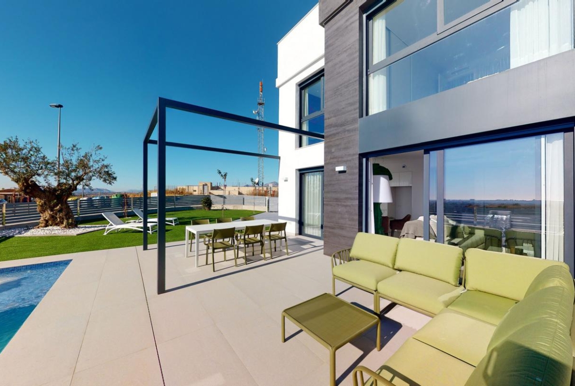 Ontwikkeling van onafhankelijke nieuwe bouwvilla’s, met privé zwembad en moderne afwerkingen.