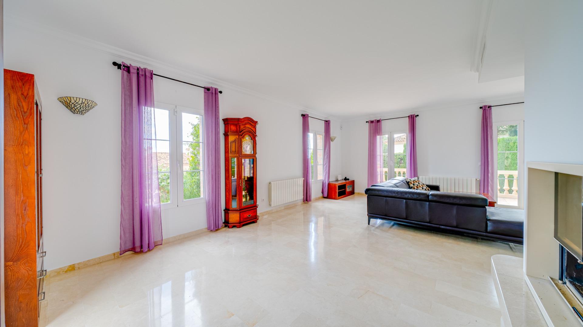 1-3-42 Preciosa Villa en Golf Bahia de Finestrat