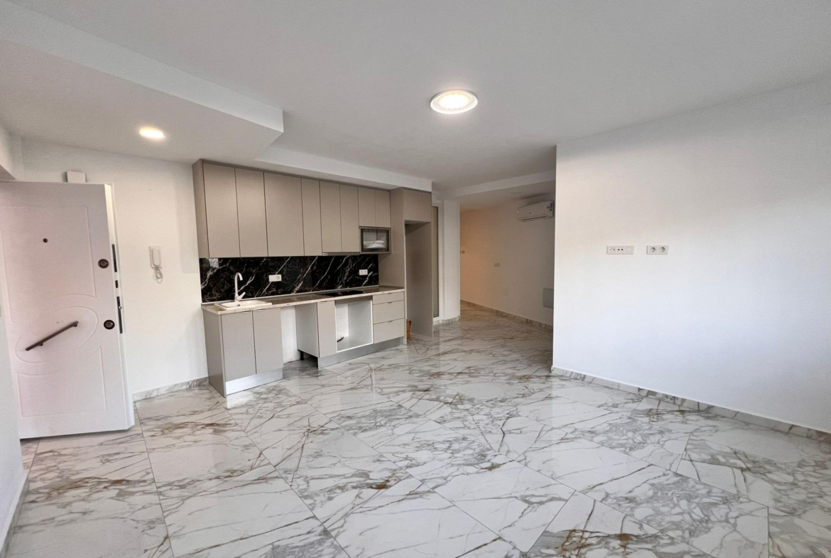 APARTAMENTO A 100 METROS DE PLAYA ,TORREVIEJA