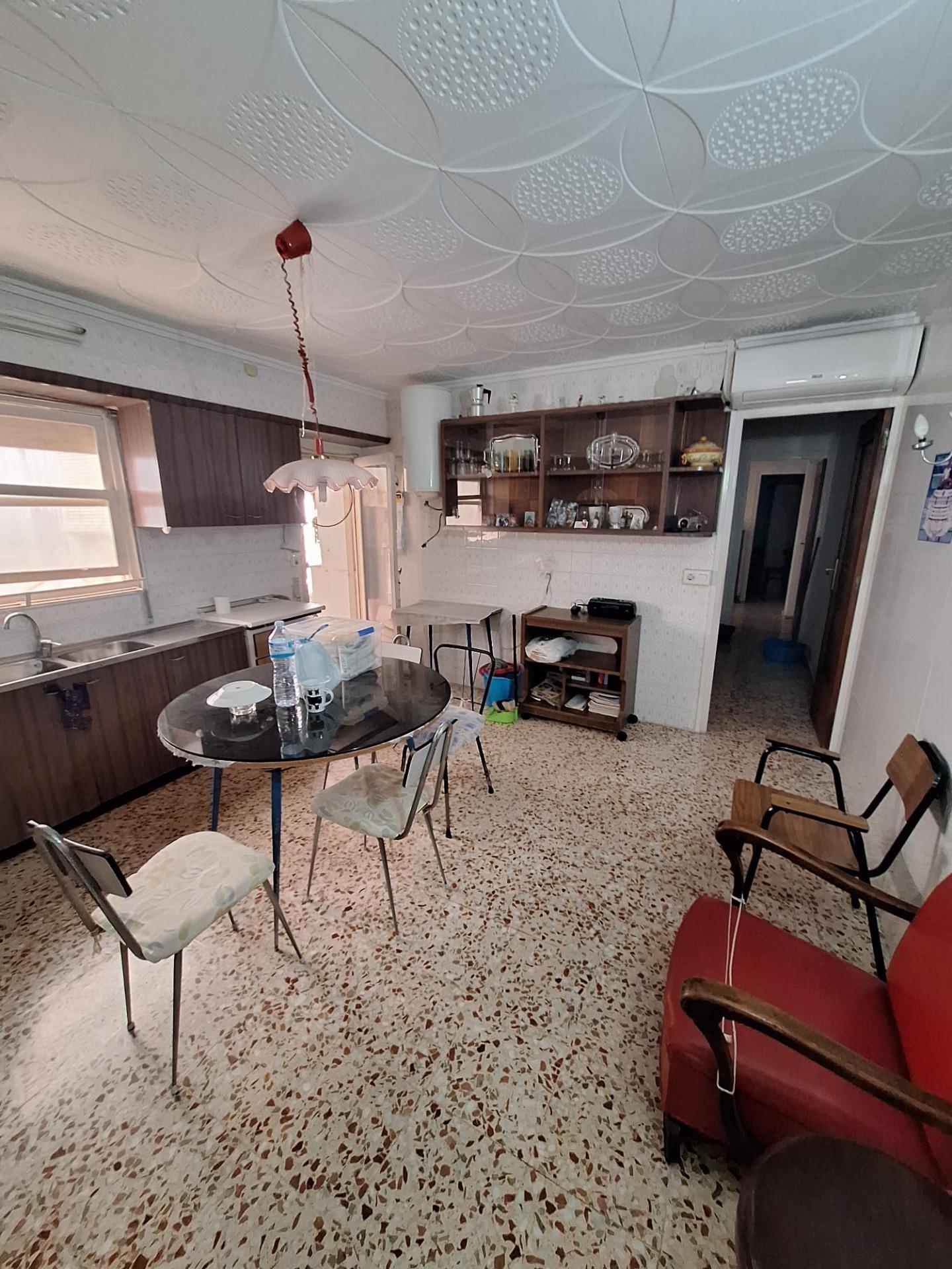 1-31-16 Se vende edificio entero en pleno centro de Torrevieja