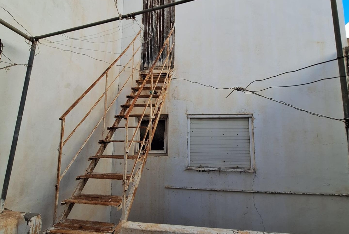 Se vende edificio entero en pleno centro de Torrevieja