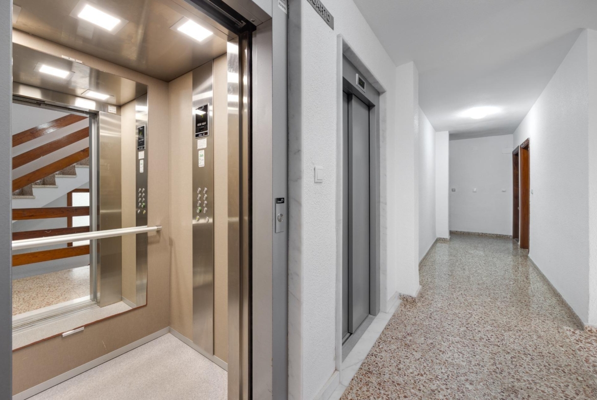 Modern gerenoveerd appartement in Playa de los Náufragos, Torrevieja 3 Slaapkamers 2 Badkamers