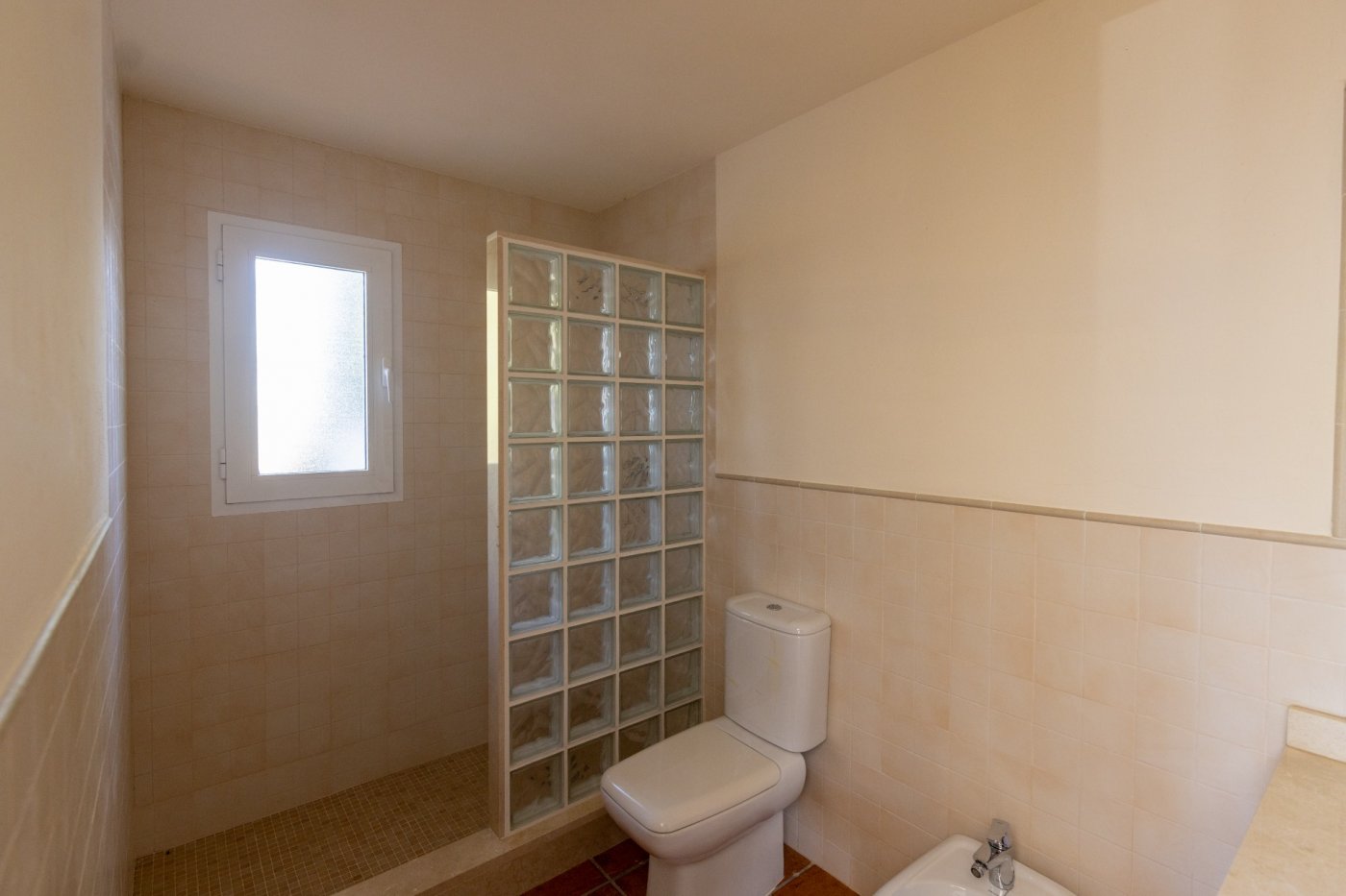 1-33-4 KEY READY TOWNHOUSES IN FUENTE ALAMO, MURCIA