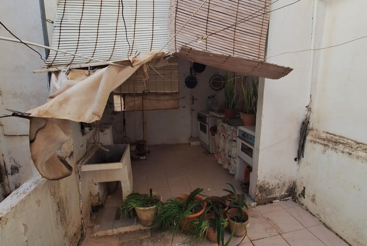 Se vende edificio entero en pleno centro de Torrevieja