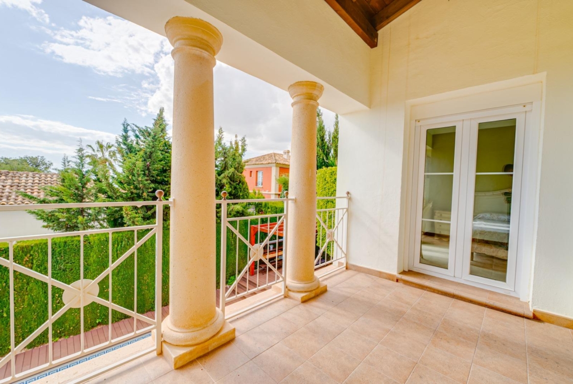 Preciosa Villa en Golf Bahia de Finestrat