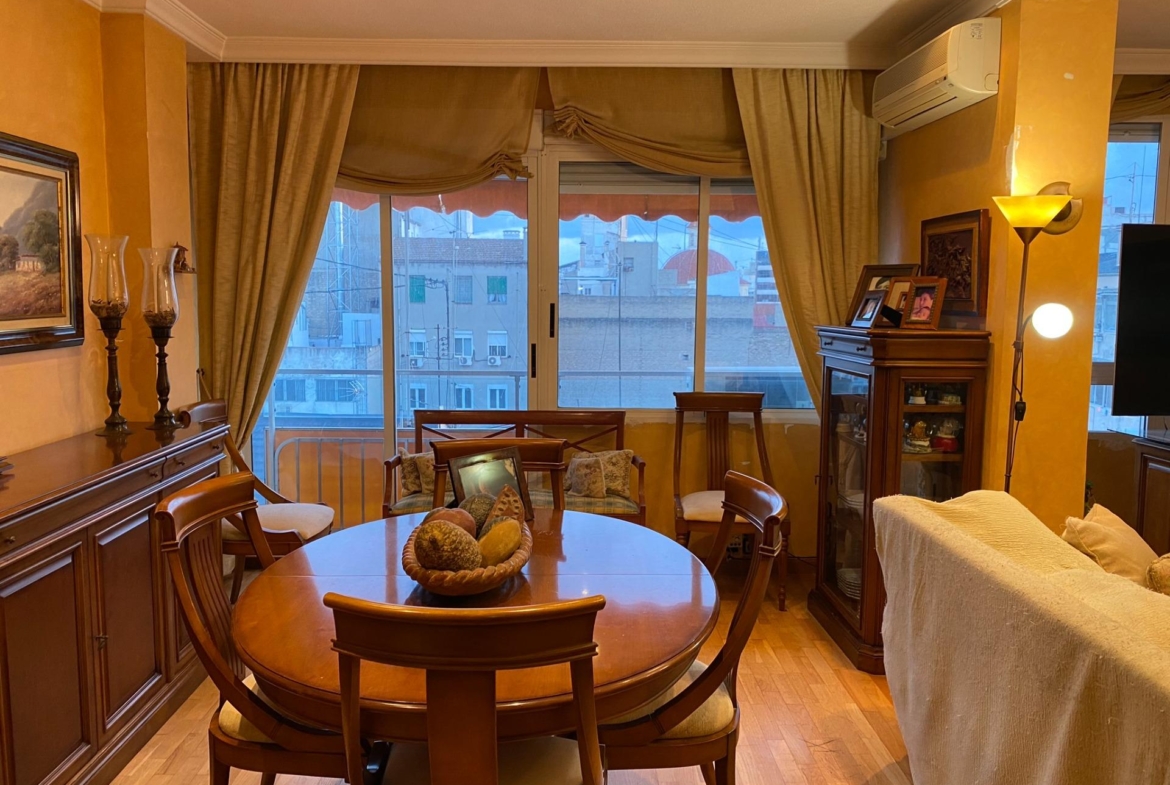 Piso en Alicante – Zona Rambla