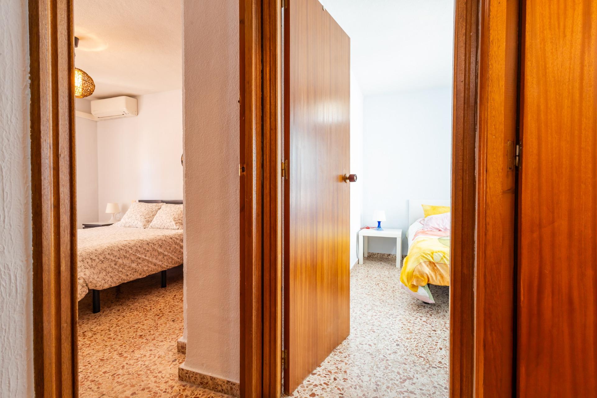 ESPACIOSO APARTAMENTO DE 3 HABITACIONES Y AMPLIA TERRAZA