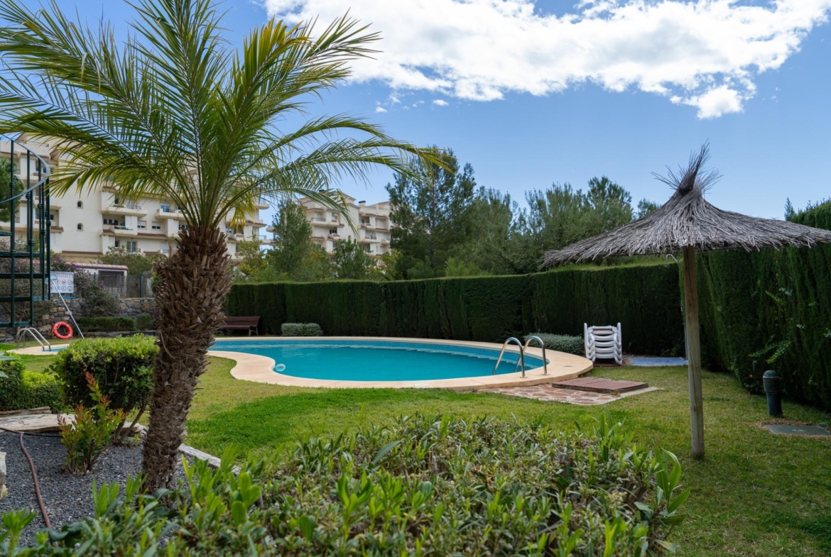 Charming Townhouse with Sea Views in Altea Mascarat