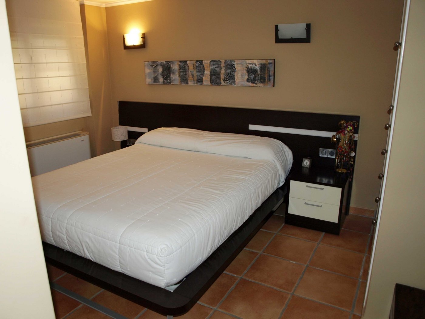 1-38 FINCA WITH LUXURY VILLA AND TWO TOWNHOUSES