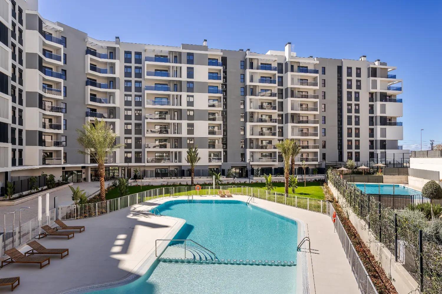 1-4-120 🏡 Lerena: Last Unit Available at Alicante!