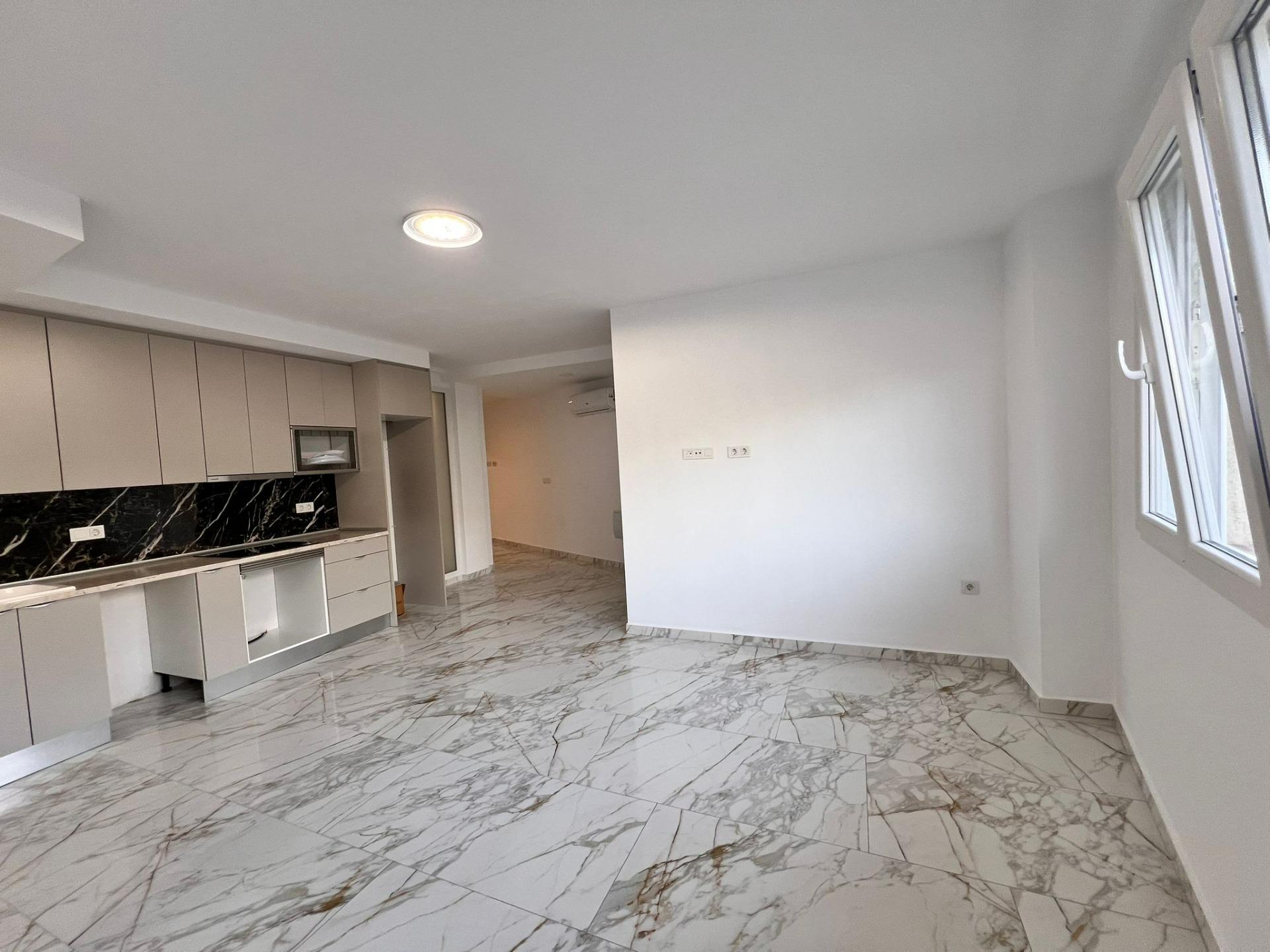 1-4-84 APARTAMENTO A 100 METROS DE PLAYA ,TORREVIEJA