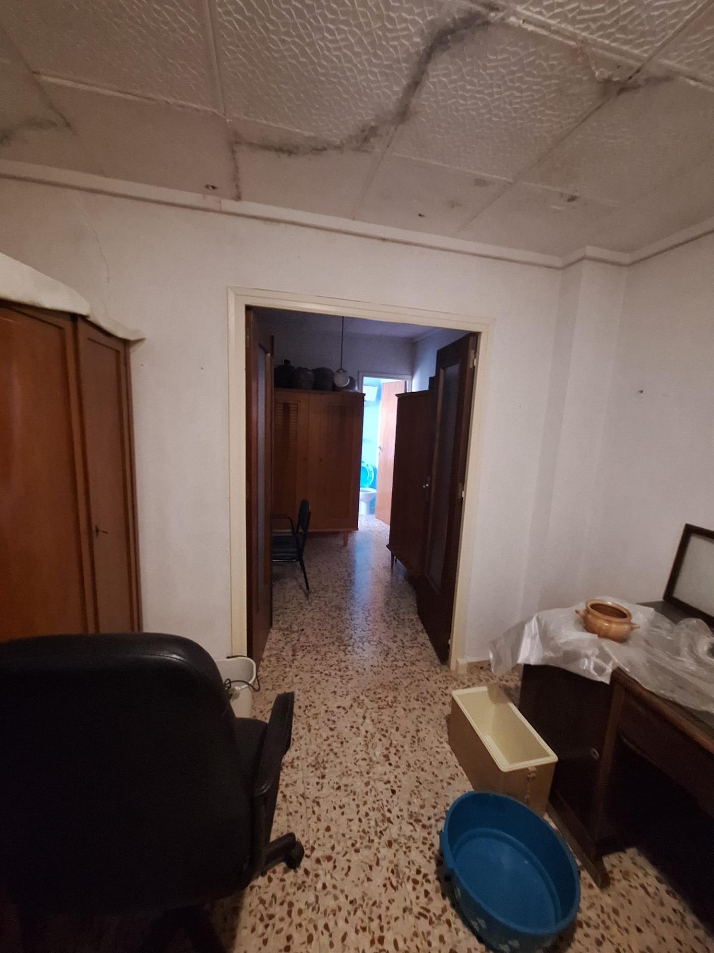 1-40-10 Se vende edificio entero en pleno centro de Torrevieja