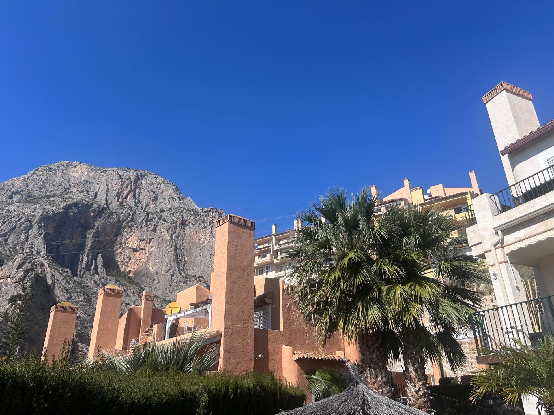 Charming Townhouse with Sea Views in Altea Mascarat