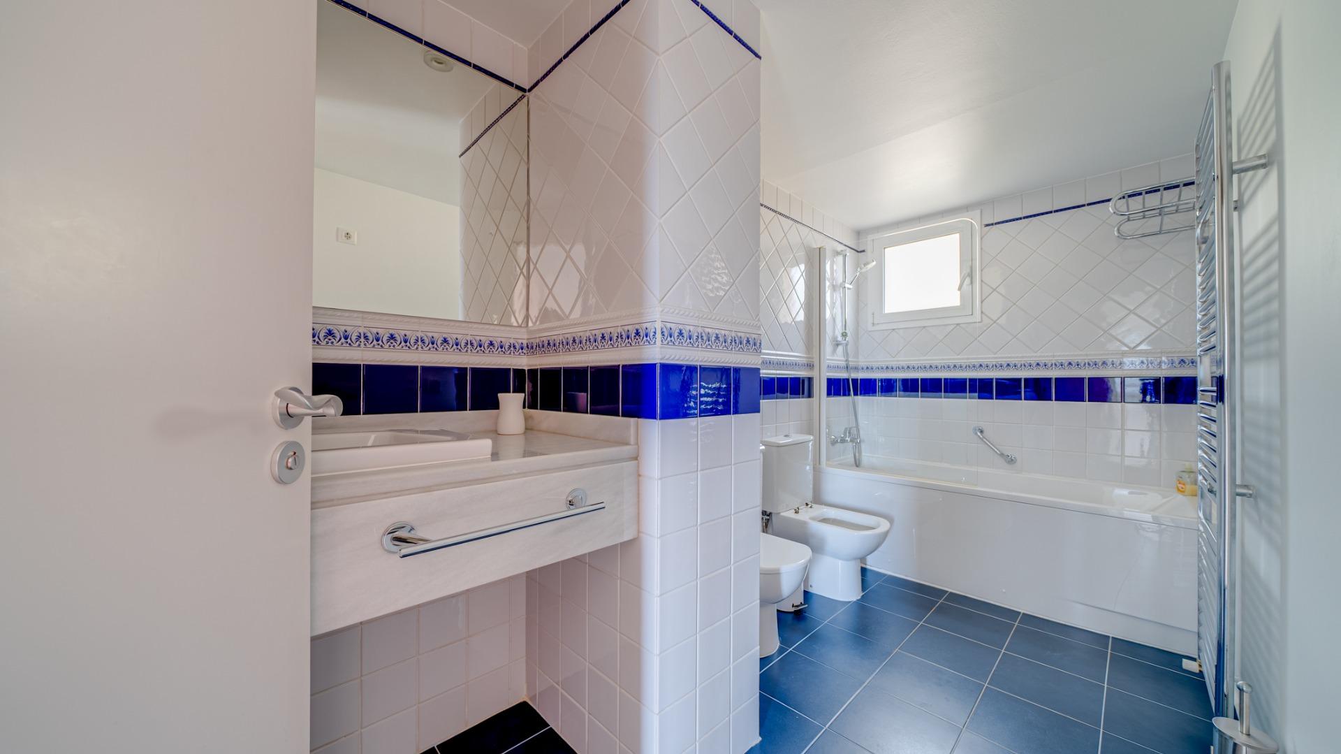 1-40-3 Preciosa Villa en Golf Bahia de Finestrat