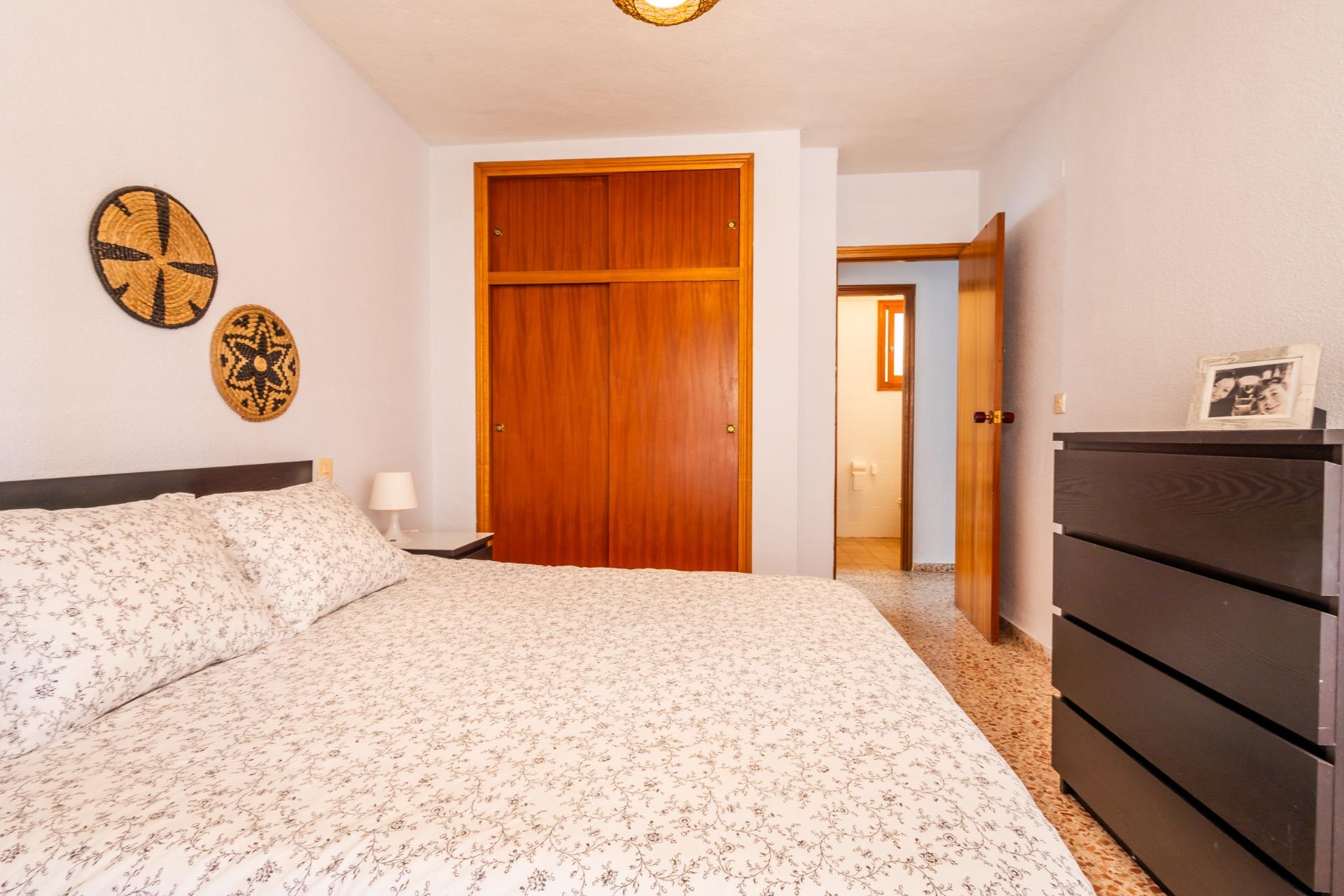 ESPACIOSO APARTAMENTO DE 3 HABITACIONES Y AMPLIA TERRAZA