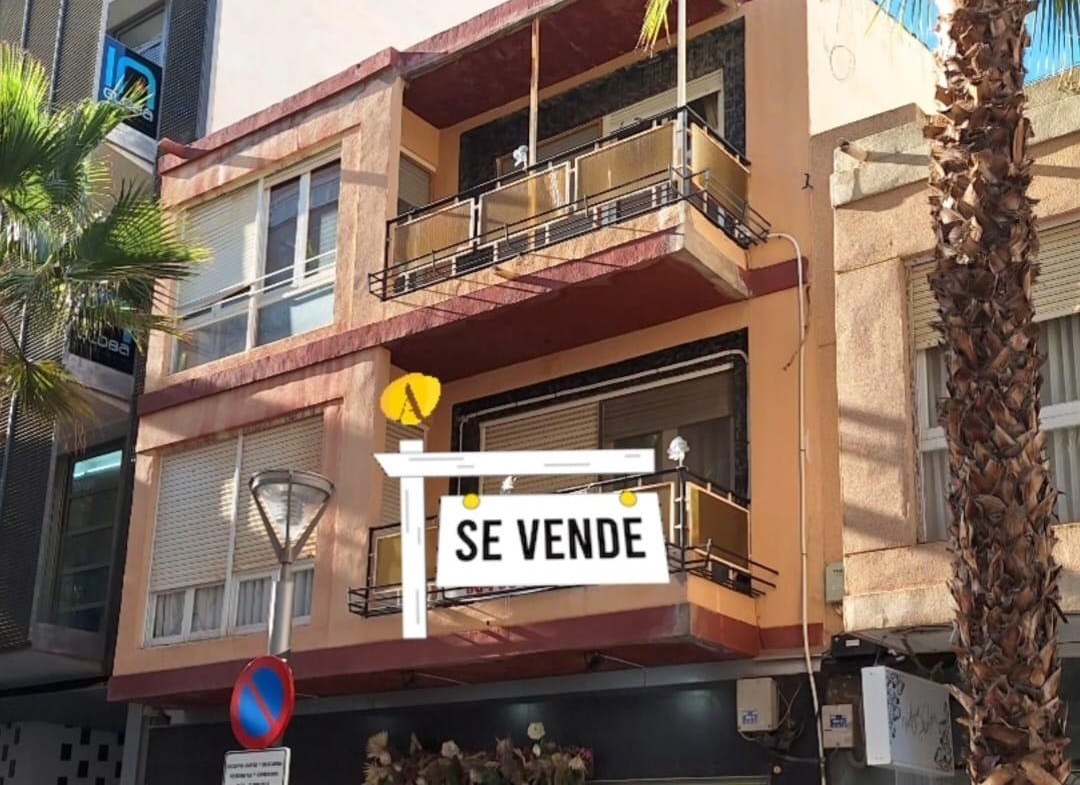 Se vende edificio entero en pleno centro de Torrevieja