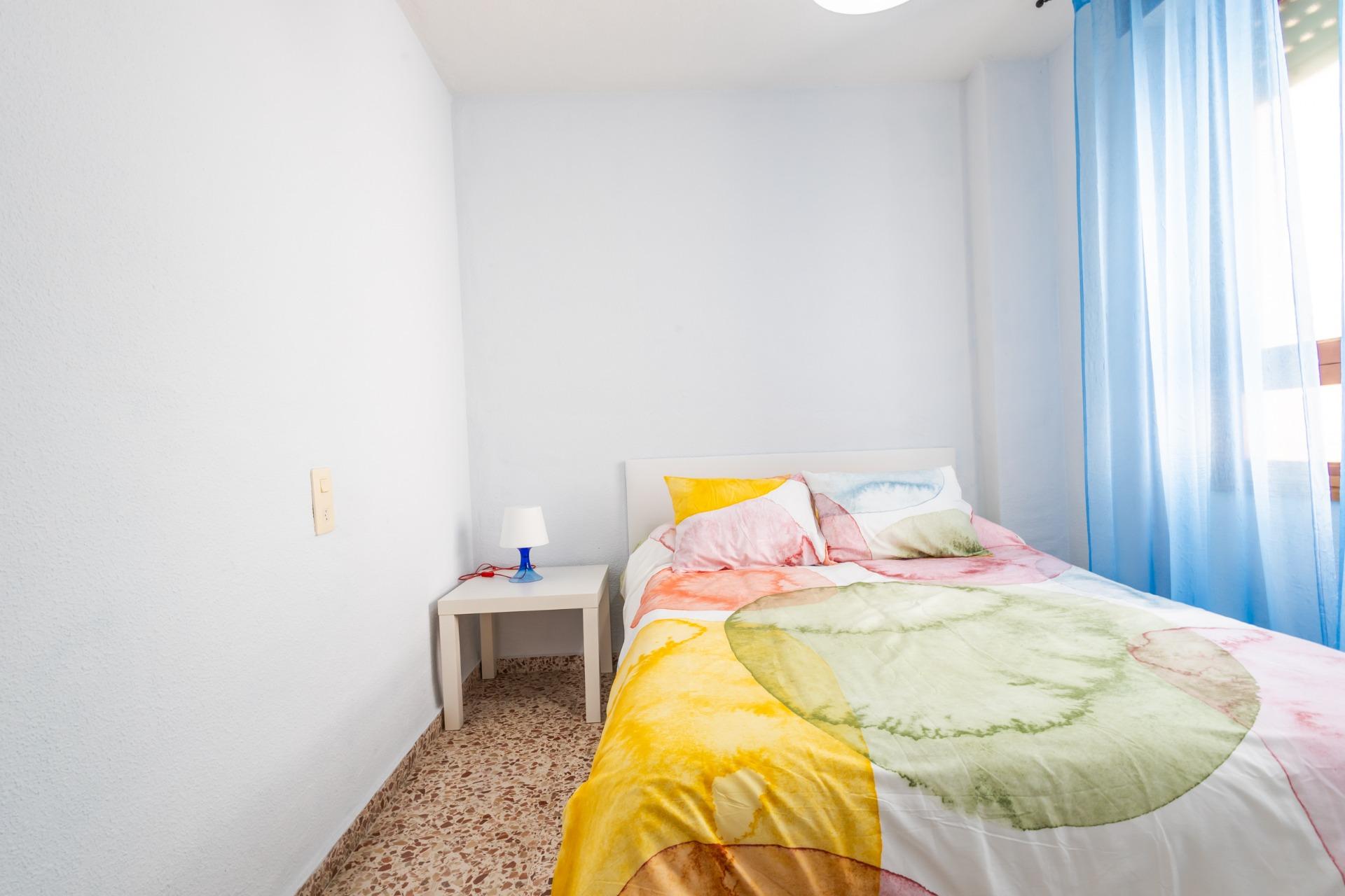 ESPACIOSO APARTAMENTO DE 3 HABITACIONES Y AMPLIA TERRAZA