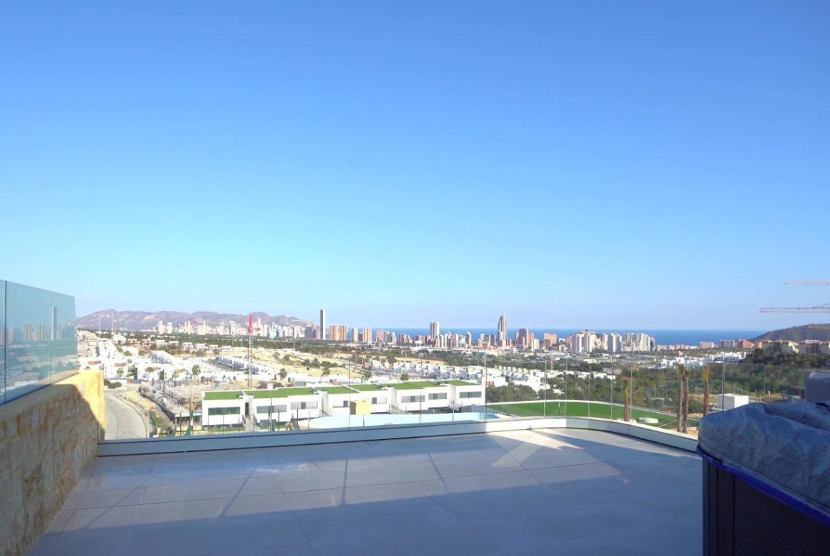 Luxury Duplex Penthouse in Finestrat with Stunning Sea Views🌴