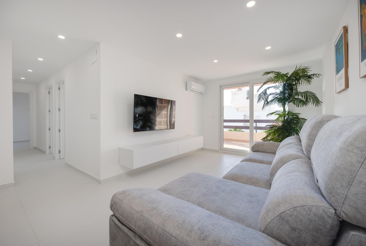 Modern gerenoveerd appartement in Playa de los Náufragos, Torrevieja 3 Slaapkamers 2 Badkamers
