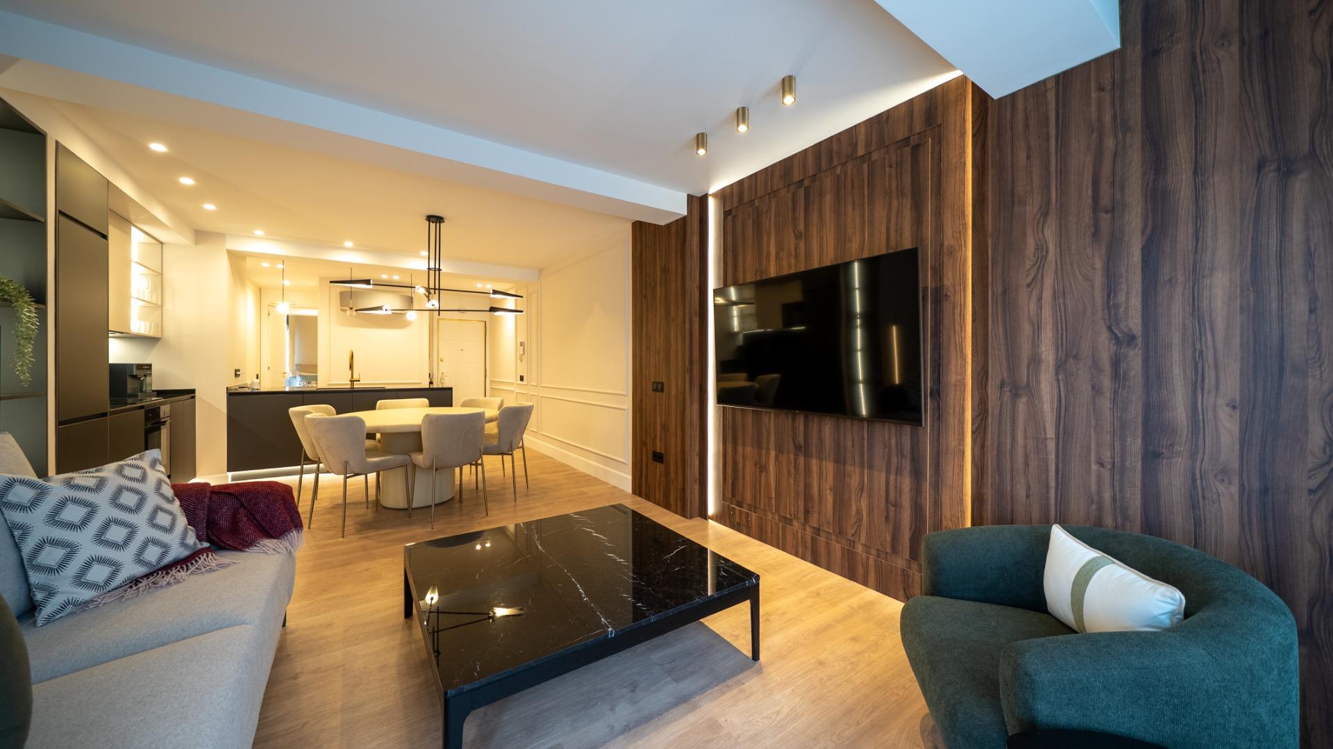 1-5-144 VERVOLGDE APPARTEMENT MET TERRAS EN PARKEREN