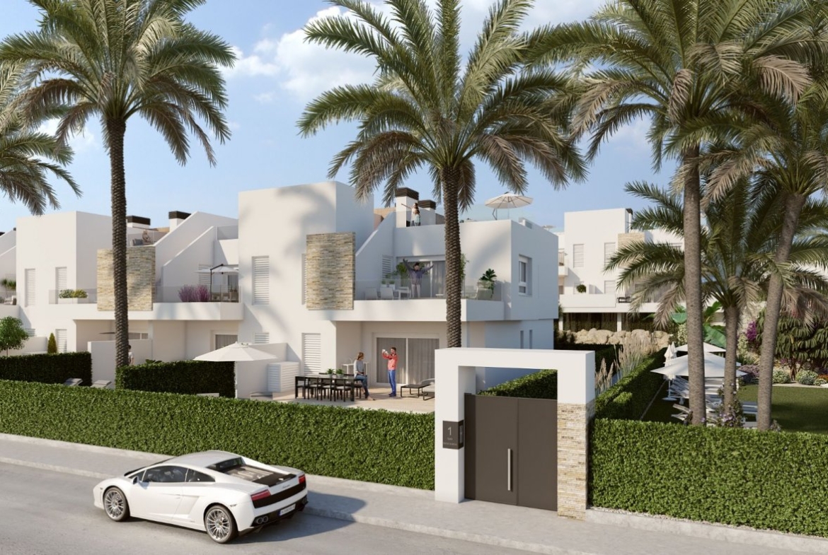 NEW BUILT GROUND FLOOR BUNGALOW IN LA FINCA GOLF!