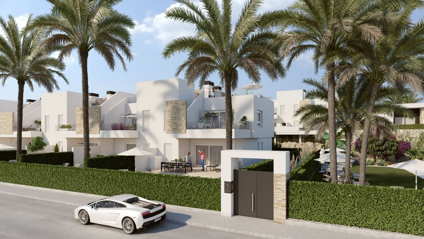 1-5-18 NEW BUILT GROUND FLOOR BUNGALOW IN LA FINCA GOLF!