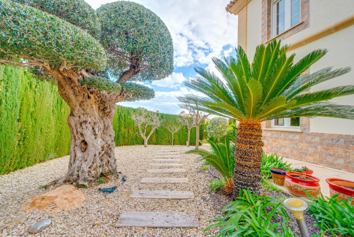 Preciosa Villa en Golf Bahia de Finestrat