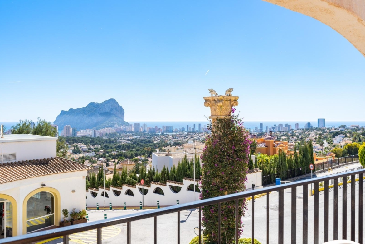 Bungalow with Sea Views in Calpe
