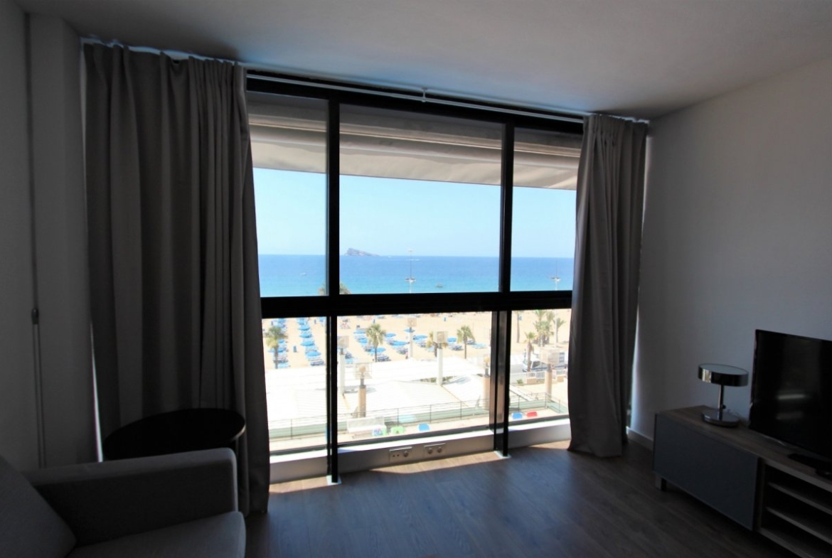 Apartment in first line of the Levante beach in Benidorm