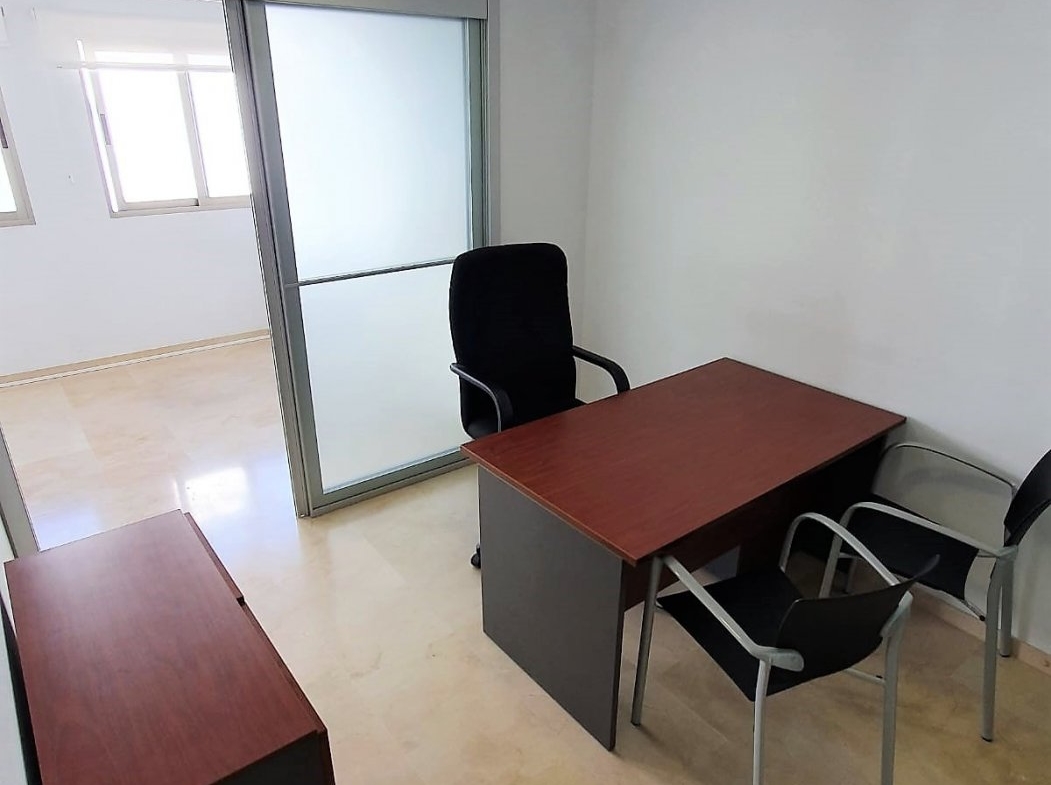 OFICINA EN EL CENTRO DE ALICANTE – ENSANCHE/DIPUTACIÓN – CON GARAJE