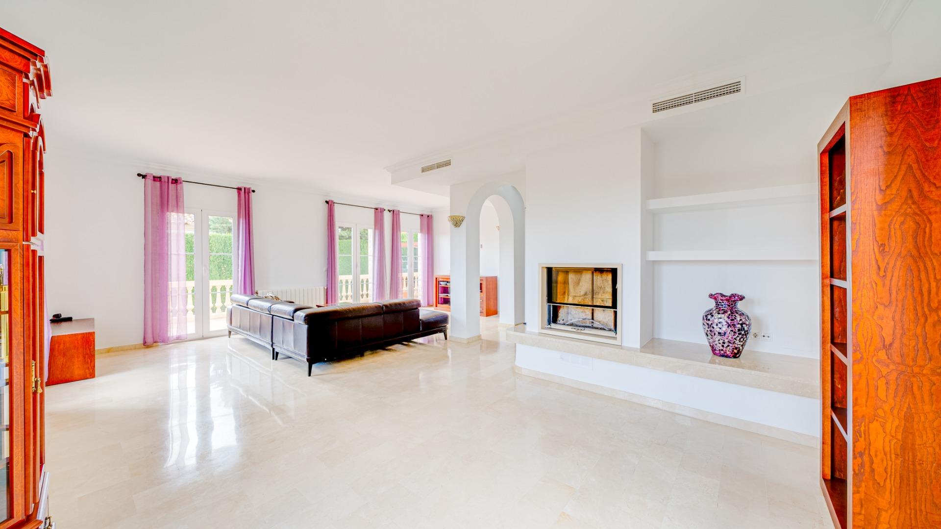 1-6-40 Preciosa Villa en Golf Bahia de Finestrat