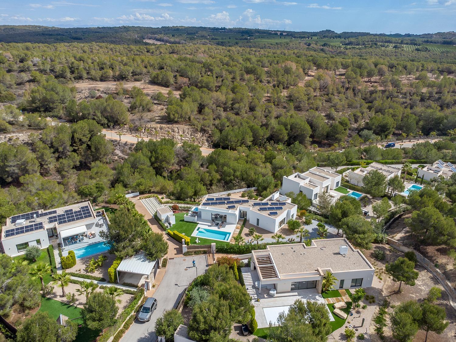 Dream villa in Las Colinas Golf with 1700 m2 plot