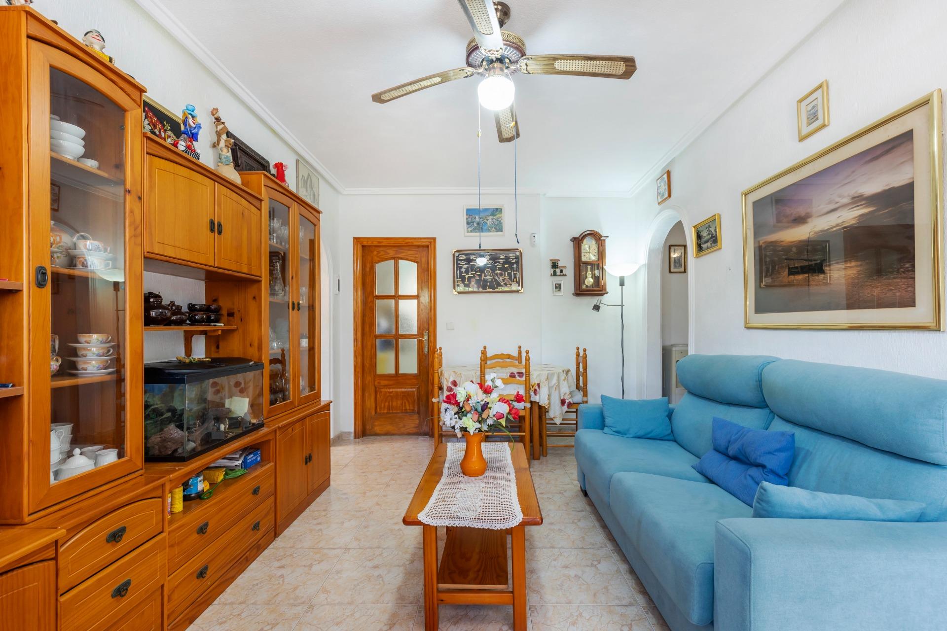 Cozy two houses together with sea views in Torrevieja